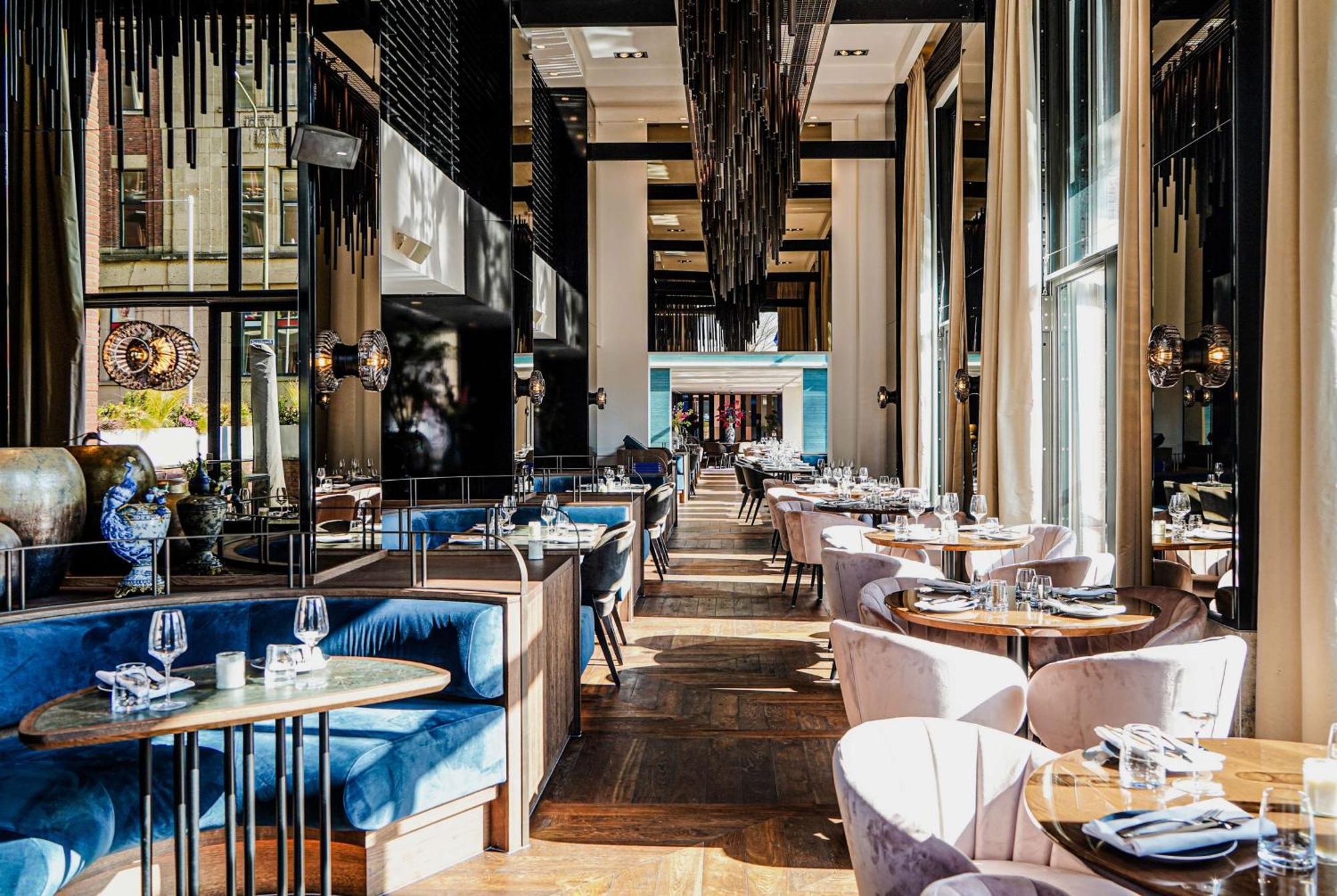 힐튼 더 헤이그 외부 사진 The interior of the restaurant